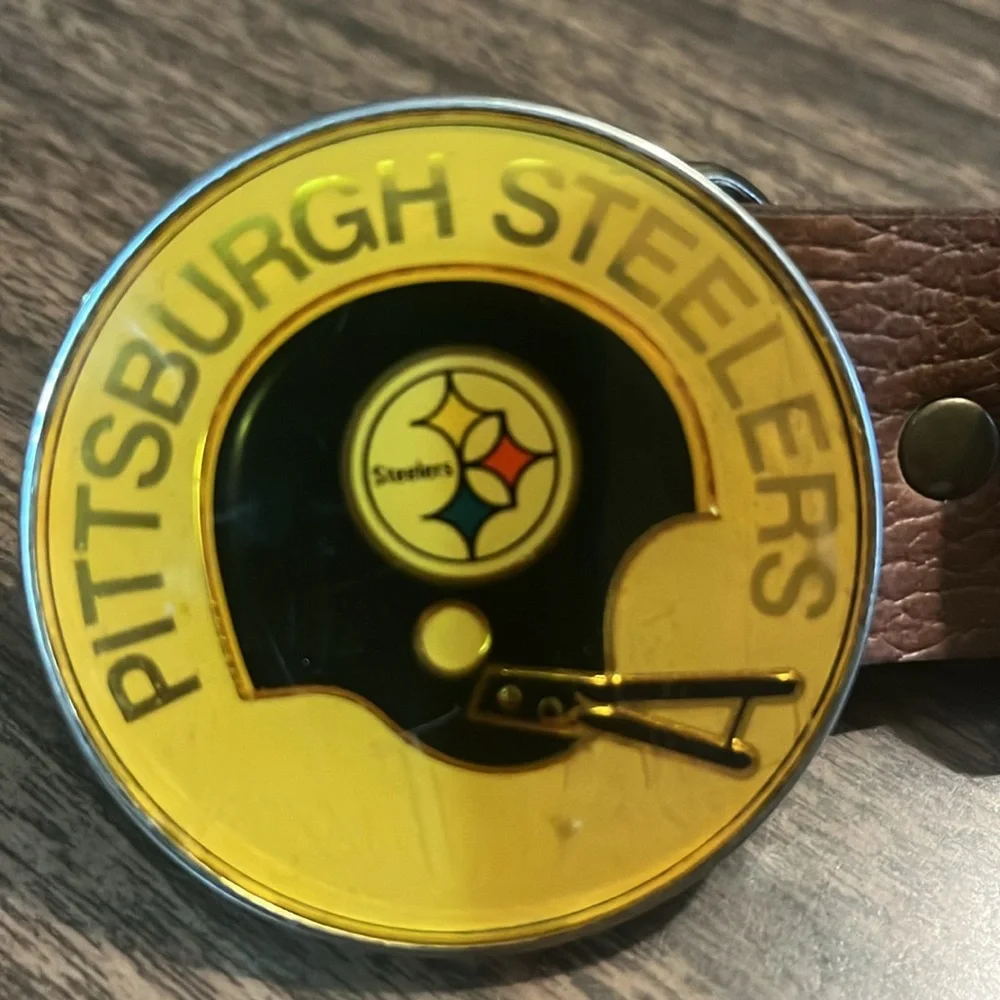 Pittsburgh Steelers VINTAGE Belt Buckle on Brown Belt Size 26-28